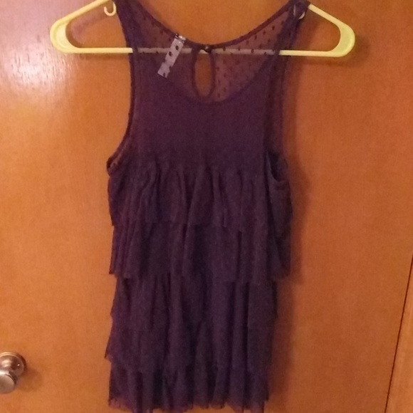 Plum-colored Ruffle Tank Top Size Small - Picture 4 of 5